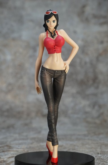 Banpresto Figure ONE PIECE JEANS FREAK VOL.3 - NICO ROBIN RED VERSION