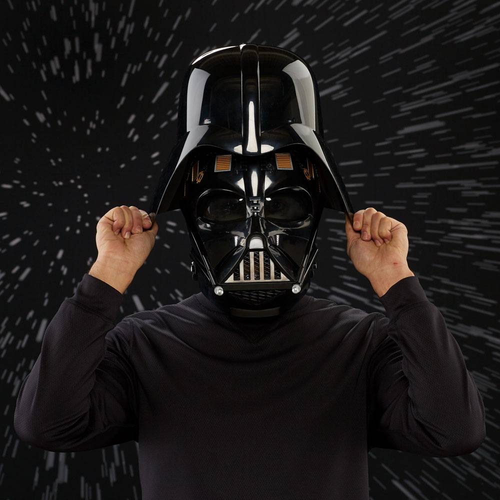 HASBRO Star Wars Black Series Premium Electronic Helmet Darth Vader - immagine 8