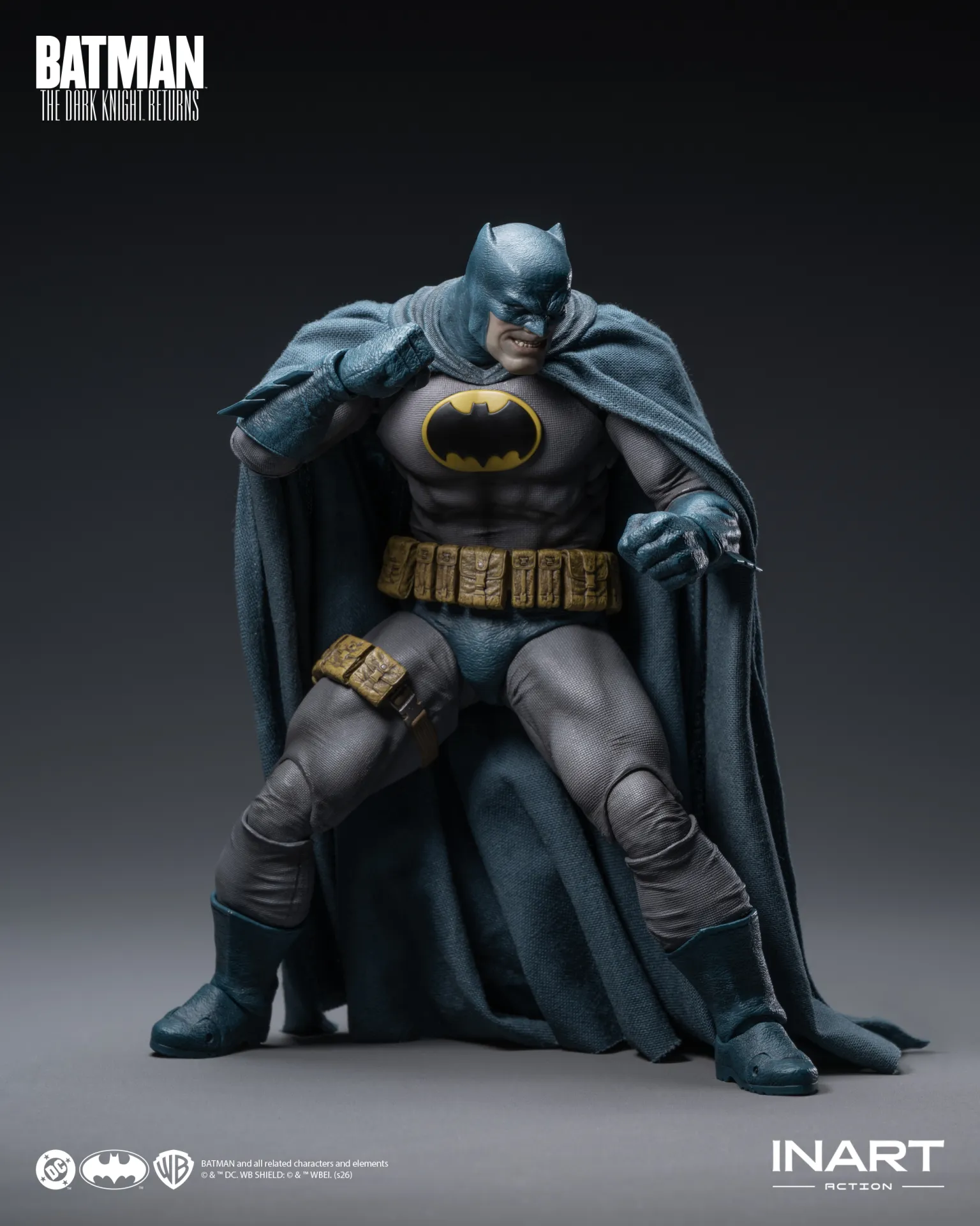 INART Batman - The Dark Knight Returns - Blue Suit 1/12 Action Figure - immagine 5
